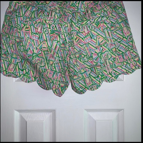 Lilly Pulitzer “Guiding lightsShorts, Size 0 - Picture 2 of 3